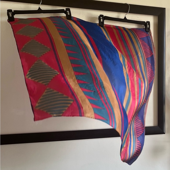 Red, blue, gold colors, geometric shapes, large square scarf - Picture 3 of 5